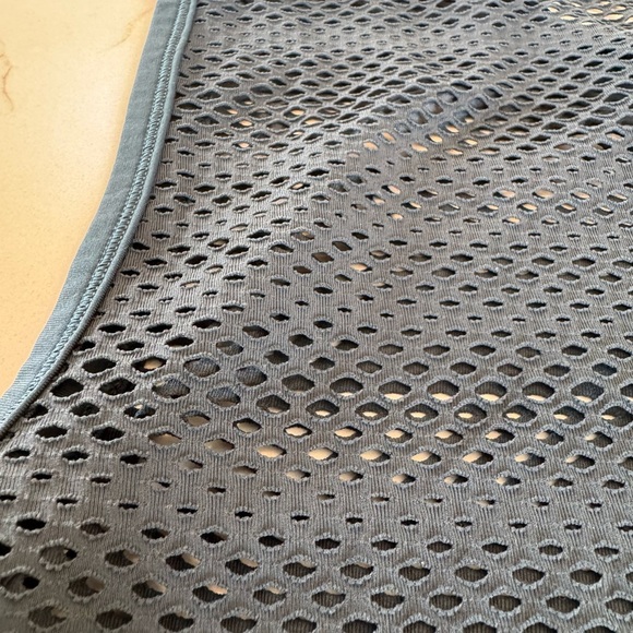 lululemon athletica Blue Mesh Boxy Cropped Tank Top / Medium - Picture 7 of 7